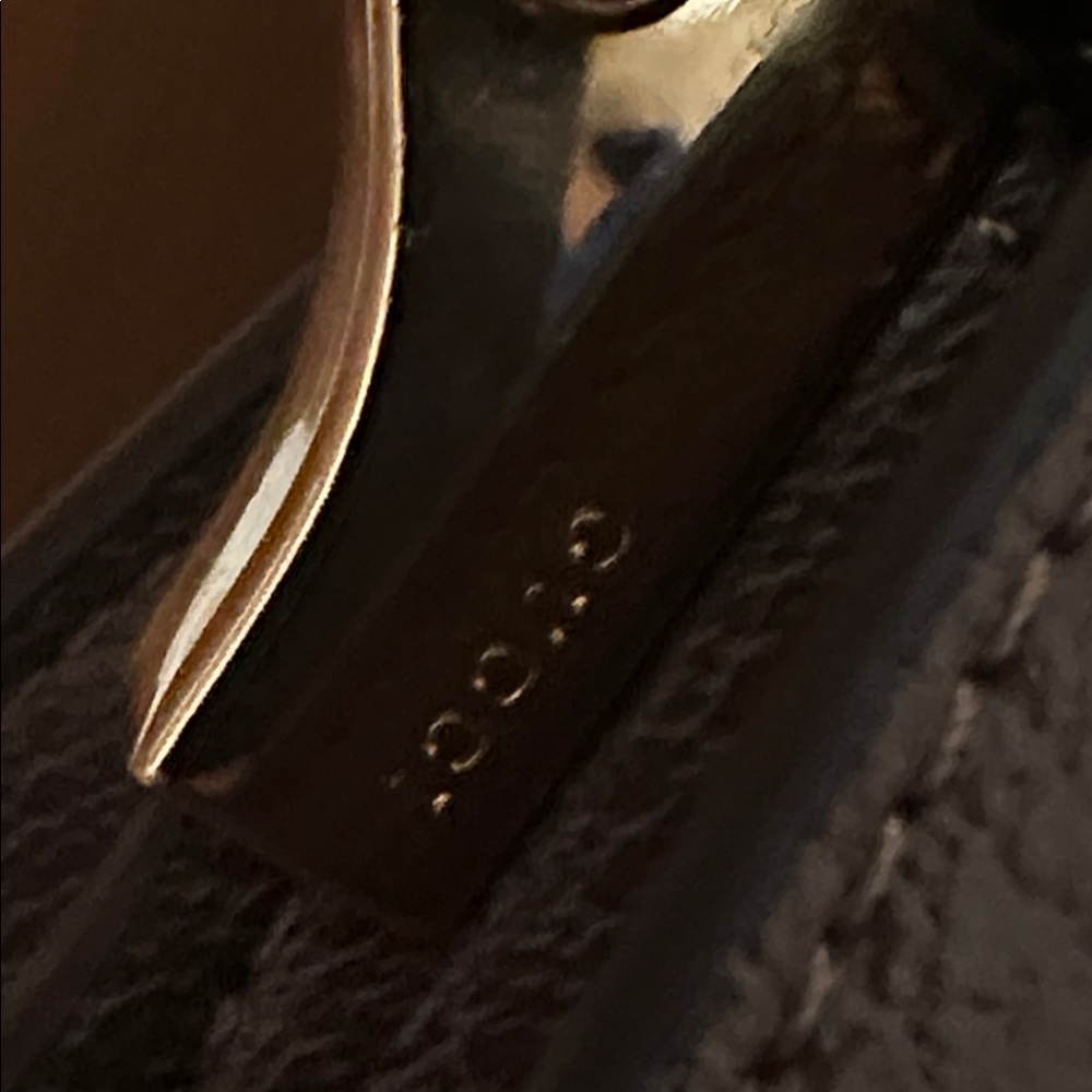 Gucci shoulder bag. Excellent pristine condition. Only used twice ever - Picture 11 of 11